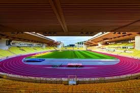 轻松大世界，全英雄免费送！《剑与远征：启程》全平台公测定档8月8日